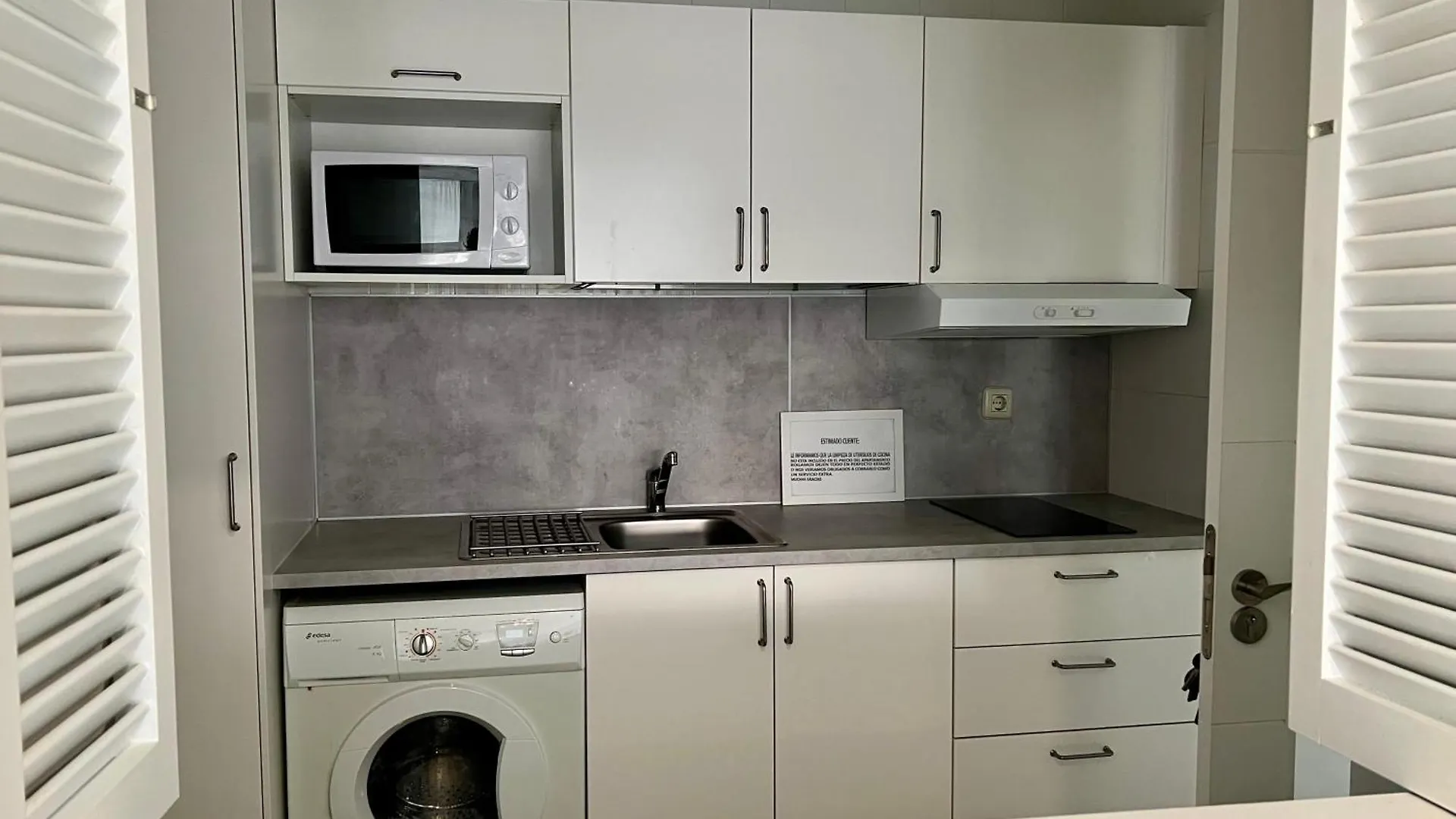 Apartamentos Turisticos Imar Cadiz 0*,  Spain